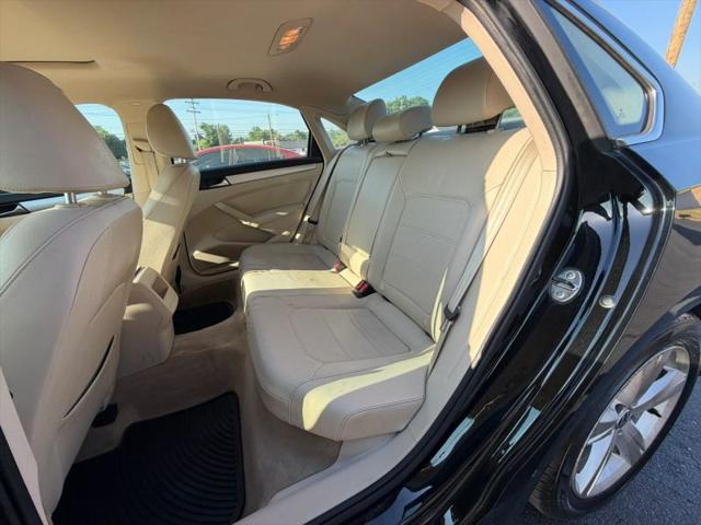 2012 Volkswagen Passat 2.5L SE