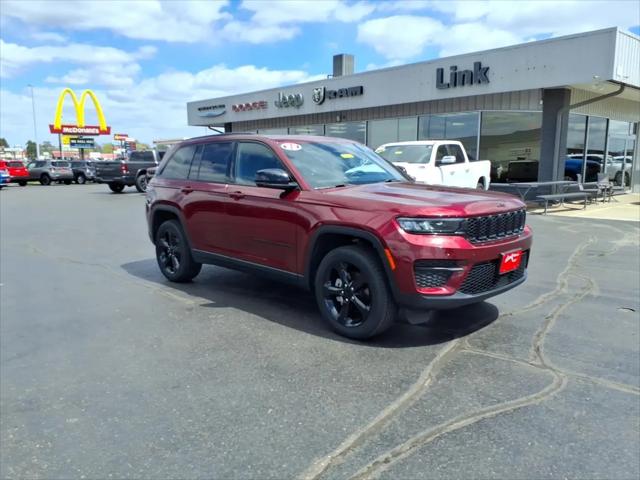 2023 Jeep Grand Cherokee Altitude 4x4