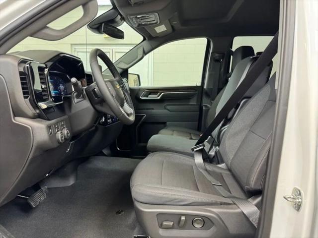 2026 Chevrolet Silverado 1500 4WD Crew Cab Short Bed LT with 2FL
