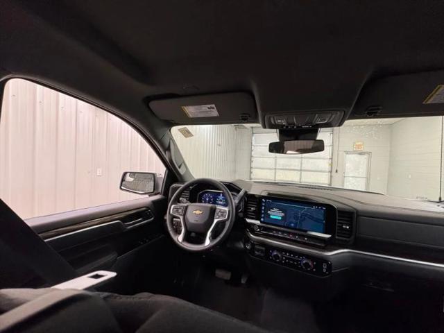 2026 Chevrolet Silverado 1500 4WD Crew Cab Short Bed LT with 2FL