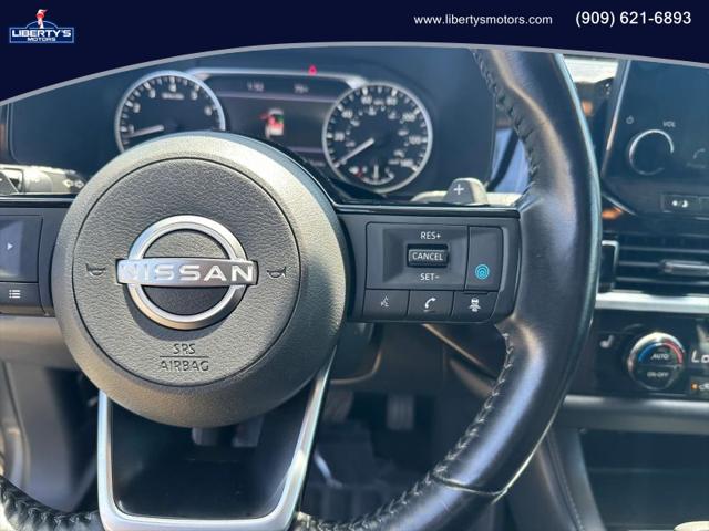 2022 Nissan Pathfinder SL 2WD