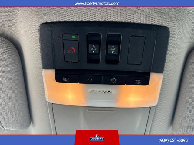2022 Nissan Pathfinder SL 2WD