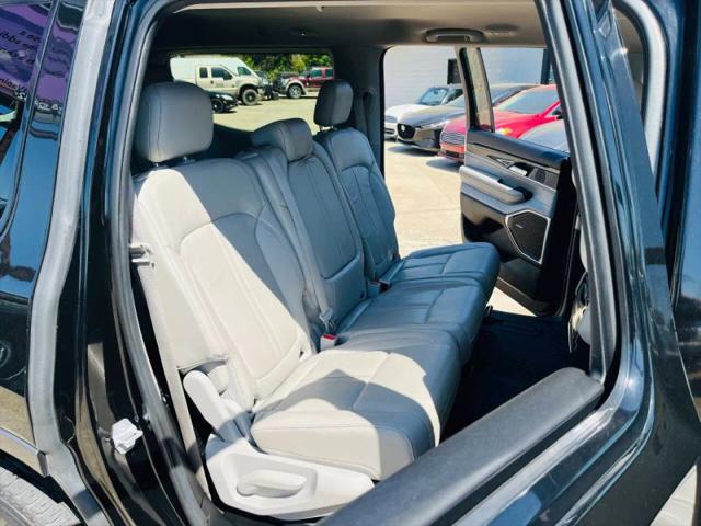 2022 Jeep Wagoneer Series III 4x4