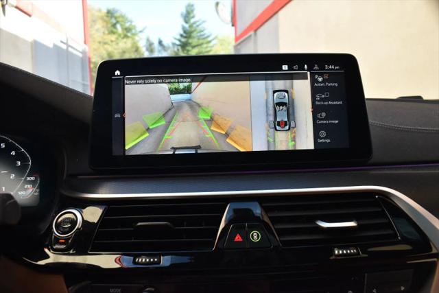 2023 BMW M5 i xDrive