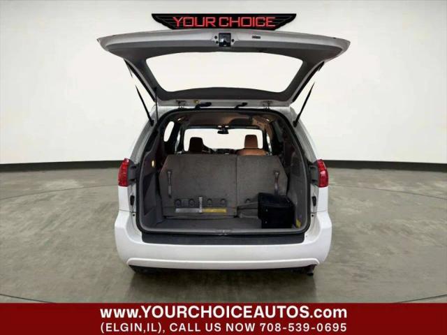 2010 Toyota Sienna LE