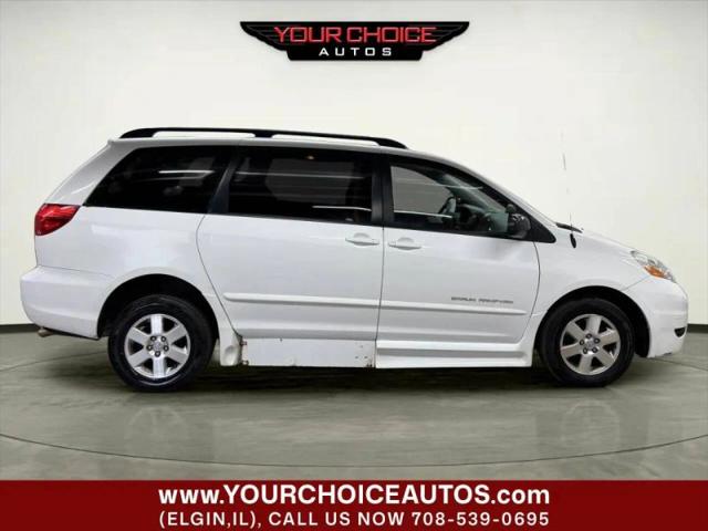 2010 Toyota Sienna LE