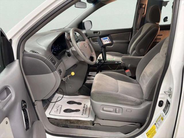 2010 Toyota Sienna LE