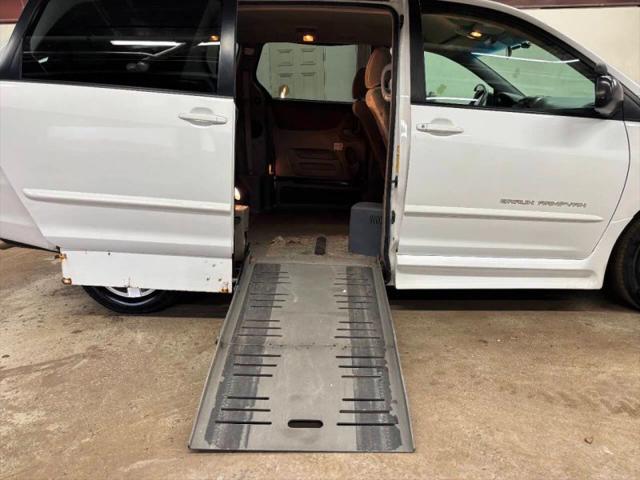 2010 Toyota Sienna LE