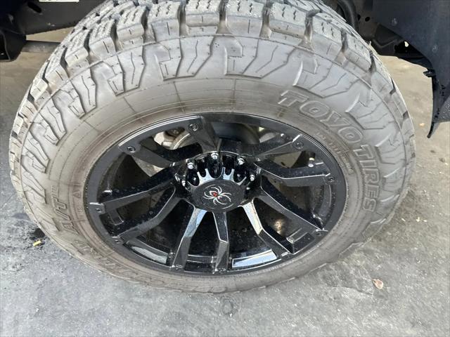 2025 GMC Sierra 2500HD 4WD Crew Cab Standard Bed AT4