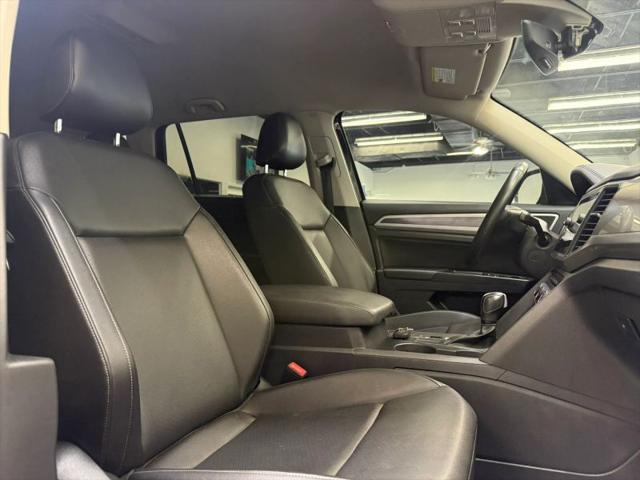 2020 Volkswagen Atlas 2.0T SE w/Technology