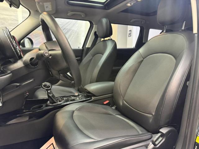 2016 MINI Cooper Clubman Cooper
