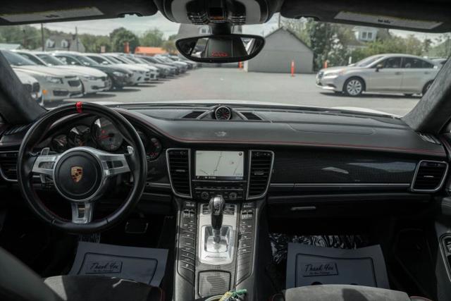 2016 Porsche Panamera GTS