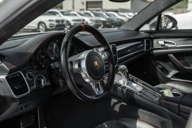 2016 Porsche Panamera GTS