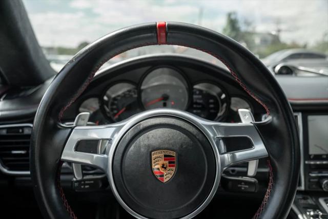 2016 Porsche Panamera GTS