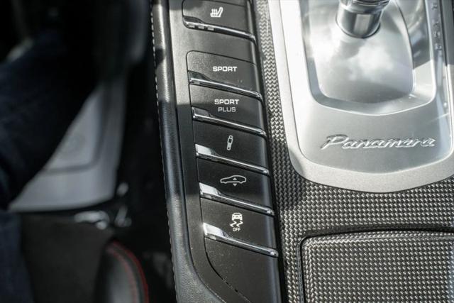 2016 Porsche Panamera GTS