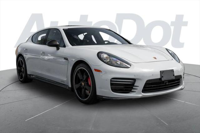 2016 Porsche Panamera GTS