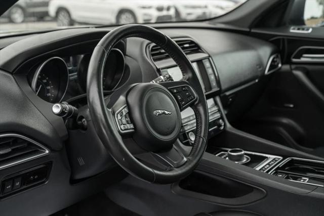 2018 Jaguar F-PACE 25t Premium