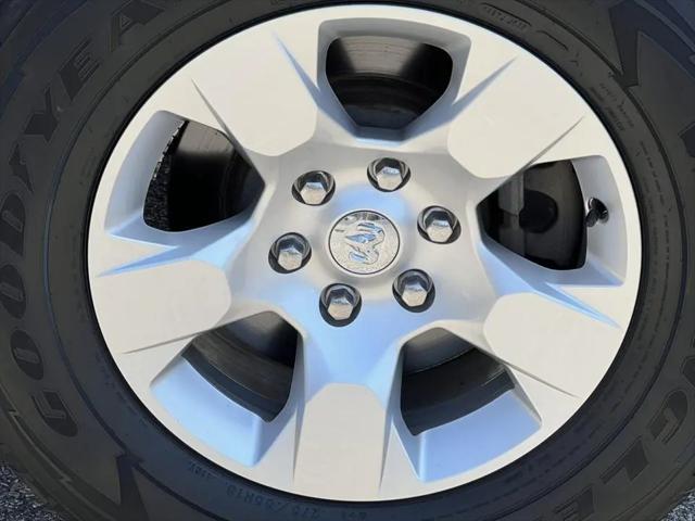 2023 Ram 1500 Big Horn Crew Cab 4x4 57 Box
