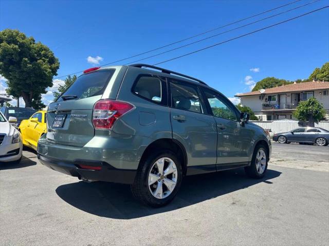 2016 Subaru Forester 2.5i