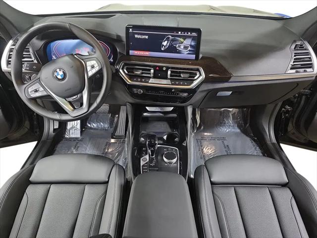 2025 BMW X4 xDrive30i