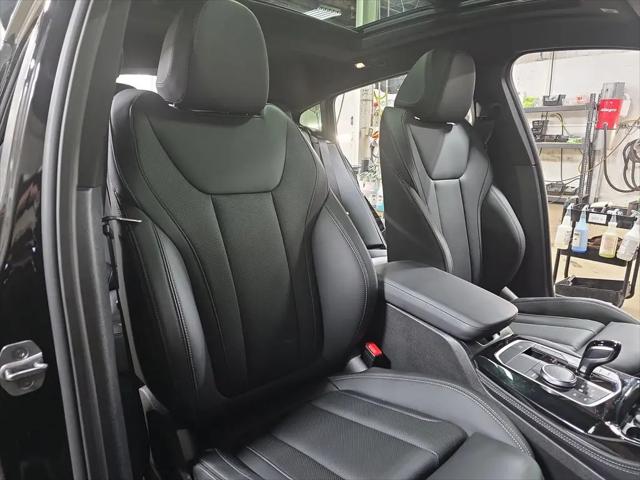 2025 BMW X4 xDrive30i