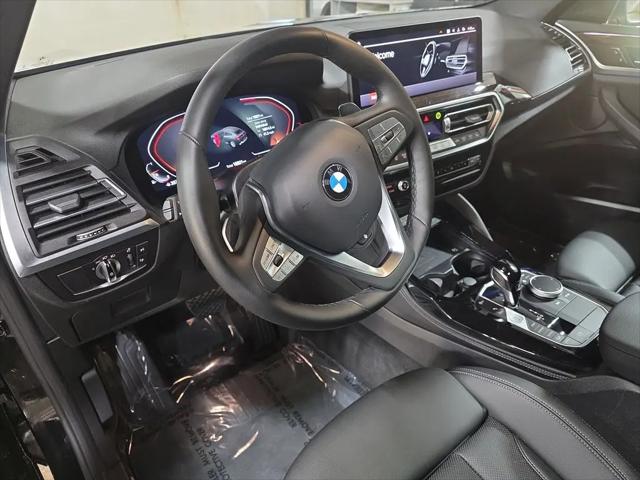 2025 BMW X4 xDrive30i