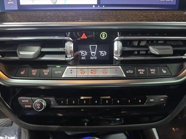 2025 BMW X4 xDrive30i