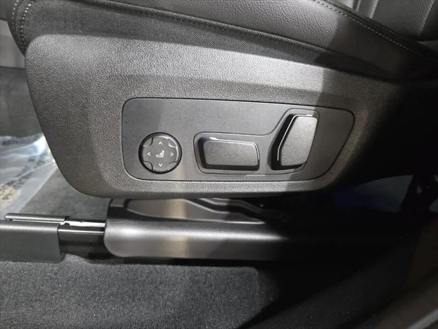 2025 BMW X4 xDrive30i