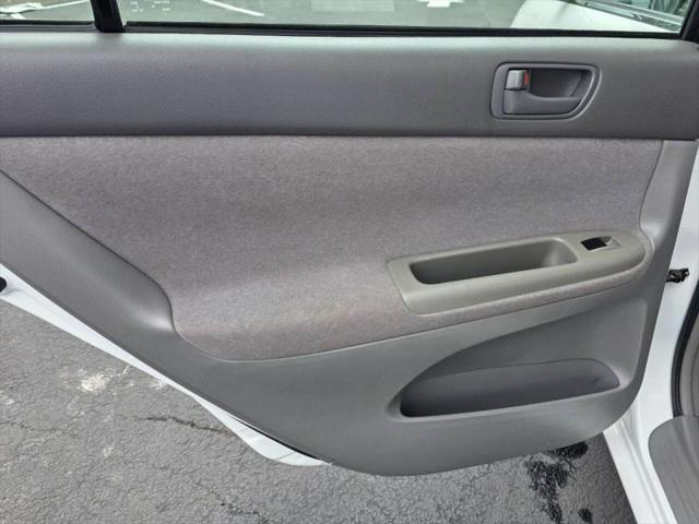 2003 Toyota Camry LE