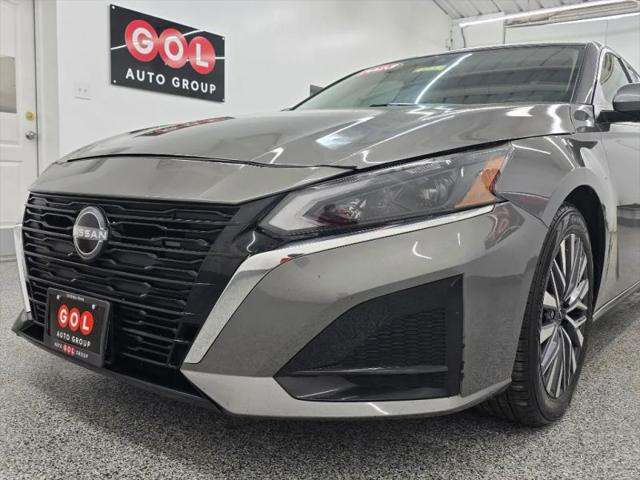 2023 Nissan Altima SV FWD