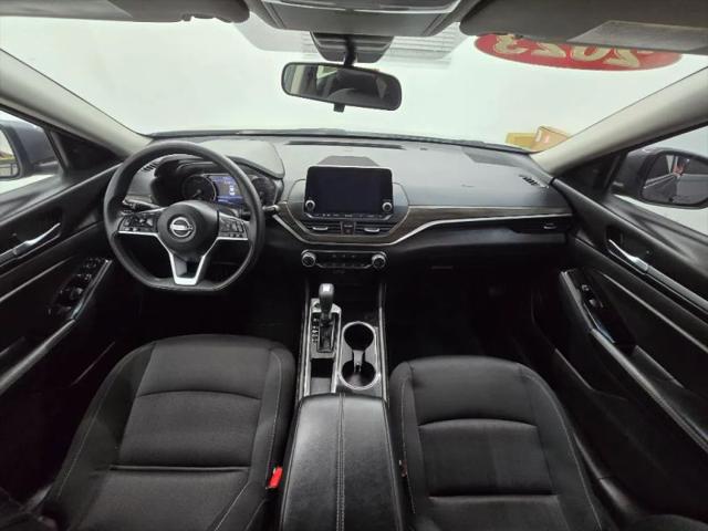 2023 Nissan Altima SV FWD