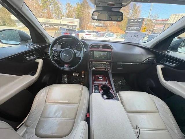 2017 Jaguar F-PACE 35t Prestige