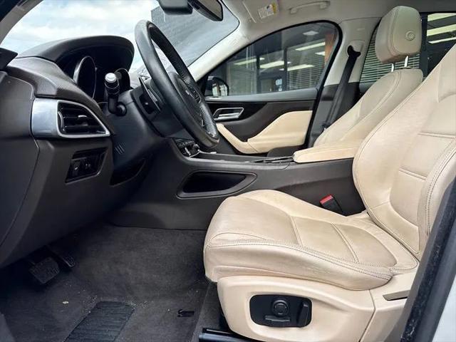 2017 Jaguar F-PACE 35t Prestige