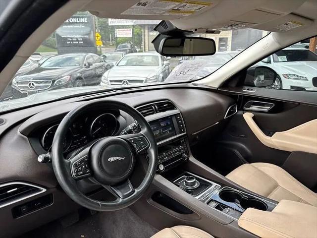 2017 Jaguar F-PACE 35t Prestige