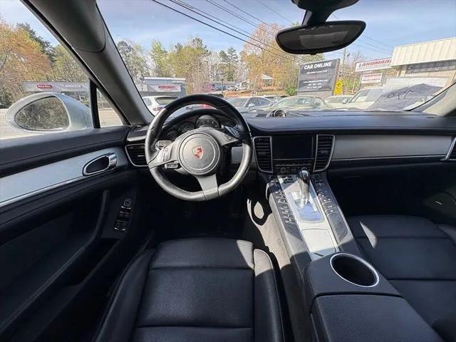 2011 Porsche Panamera 4