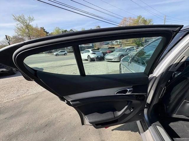 2011 Porsche Panamera 4