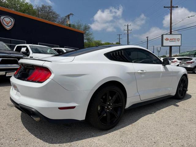 2020 Ford Mustang EcoBoost Fastback