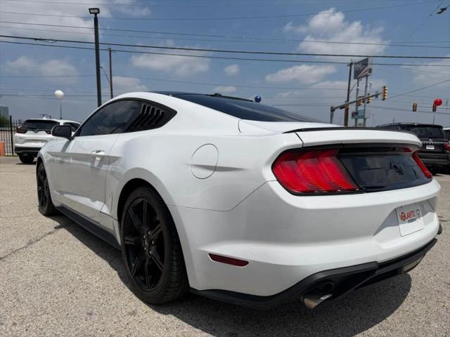 2020 Ford Mustang EcoBoost Fastback