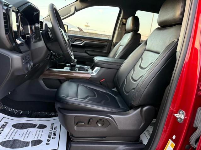 2024 Chevrolet Silverado 1500 4WD Crew Cab Short Bed RST