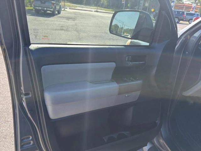 2013 Toyota Sequoia SR5 5.7L V8