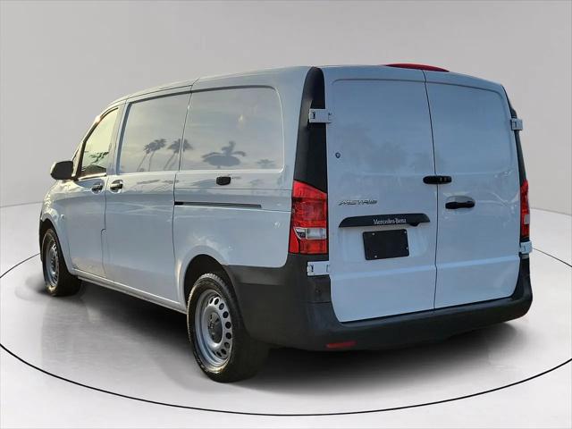 2022 Mercedes-Benz Metris Standard