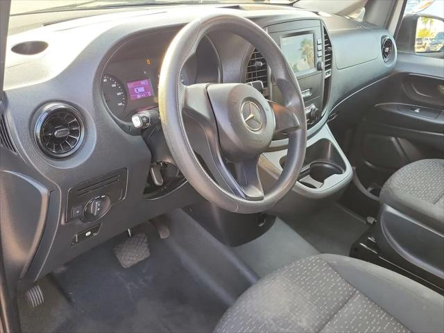 2022 Mercedes-Benz Metris Standard