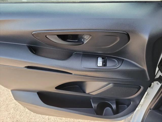 2022 Mercedes-Benz Metris Standard