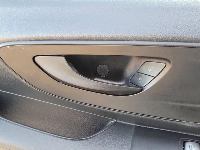 2022 Mercedes-Benz Metris Standard