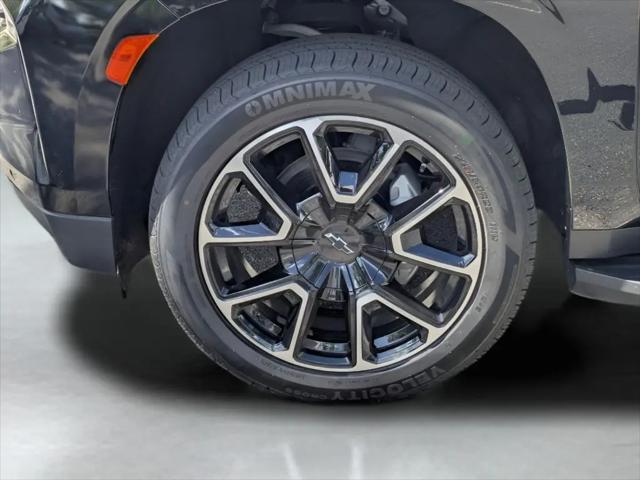 2024 Chevrolet Suburban 2WD RST