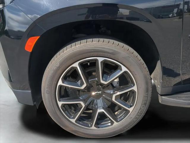 2024 Chevrolet Suburban 2WD RST