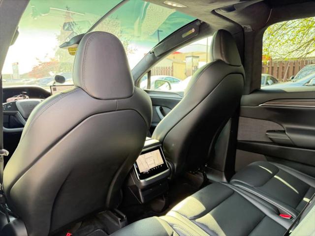 2023 Tesla Model X Standard Range