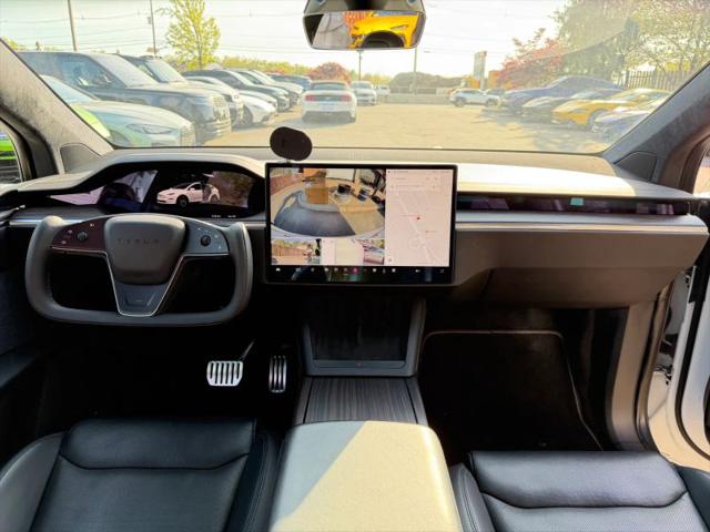 2023 Tesla Model X Standard Range
