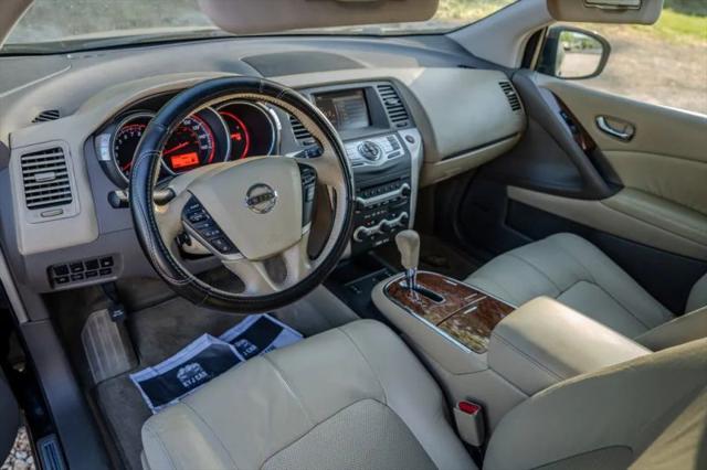 2010 Nissan Murano LE