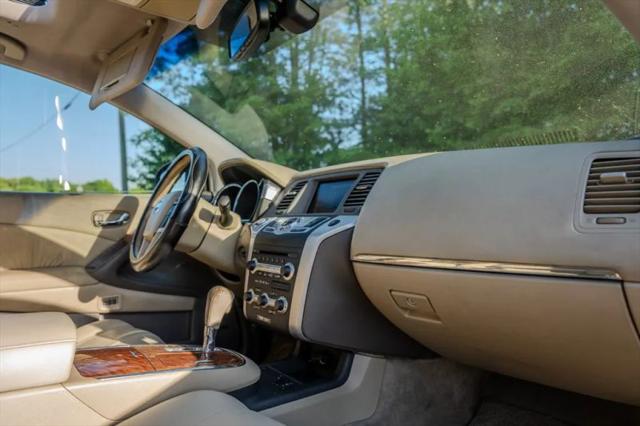 2010 Nissan Murano LE